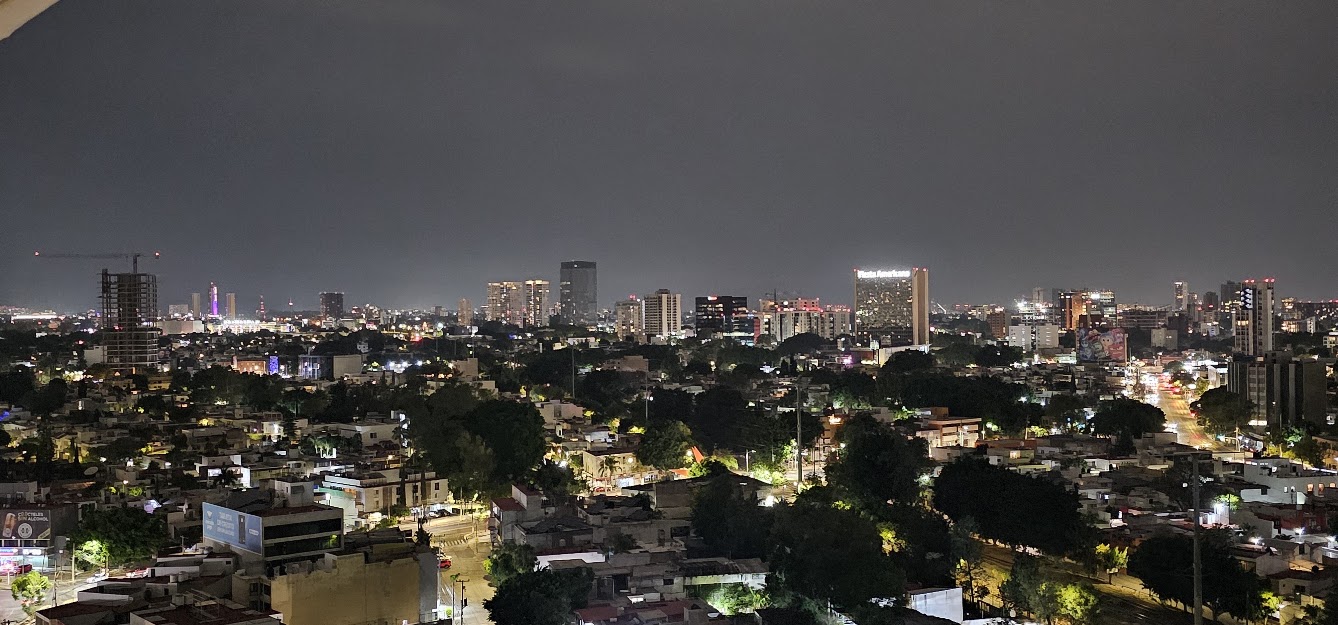 The city stays up — Guadalajara